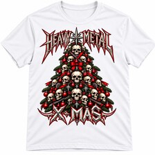 T-shirt branca Heavy Metal Xmas com árvore de Natal formada por caveiras.