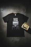 T-shirt Radiohead — flat lay rádio vintage